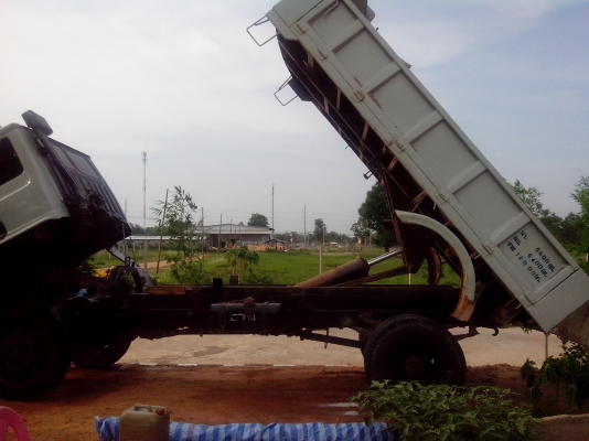 ขาย6ล้อดั้ม Hino
