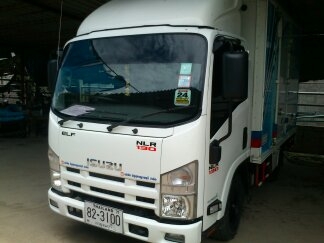 4 ล้อ ISUZU EURO.3 NLR 130 แรงม้า *คอมมอนเรว* ยาว 3.20 ม. * รถสวยเดิม+สวยจริง *รถห้างแท้ ๆ*