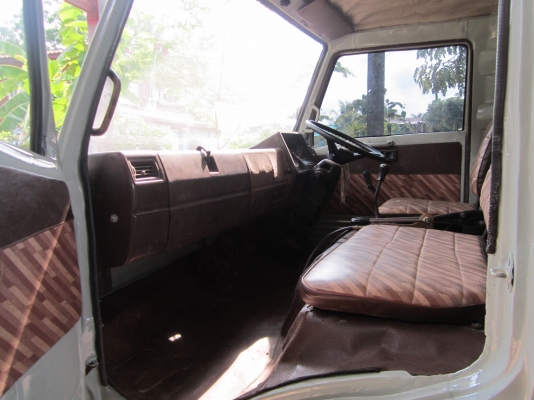 ฝากขาย รถดั๊ม HINO KM777 WO4D 117 HP