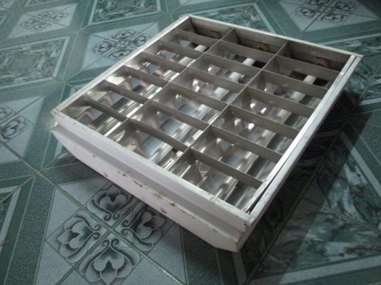 โคมไฟสำหรับใส่ช่องฝ้าแขวนแสตนเลสแท้