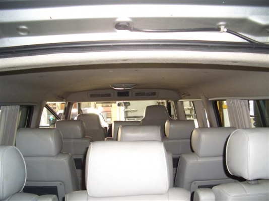 รถตู้เครื่องเบนซิน2.4แก๊สLPGใหม่เอี่ยมเบาะ3แถวVIPแต่งได้สวย