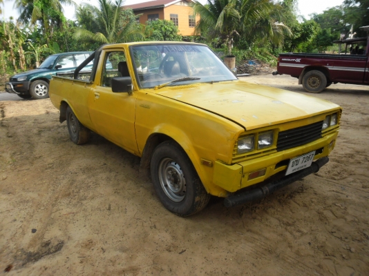 รถกระบะ L200 เฉินหลง เครื่อง 2500 เกียร์ช่วงล่างสวยคันซีสวย ยางดี ภายในสวย สนใจโทรมารนะครับ