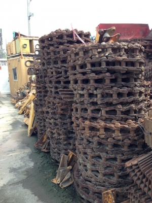 แผ่นแทรค โซ่