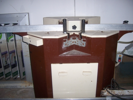 เครื่องตัดกรอบรูป