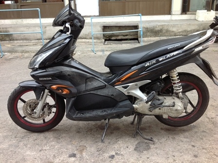 ตัว TOP AIR BLADE คอมบาย มือแรก ภาษีไม่ขาด รถ กรุงเทพ