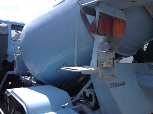 รถโม่  Deca รุ่นใหม่  210 แรง  สภาพเทพจากญี่ปุ่น