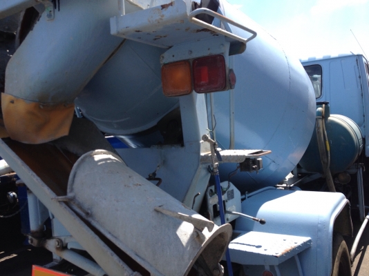 รถโม่  Deca รุ่นใหม่  210 แรง  สภาพเทพจากญี่ปุ่น