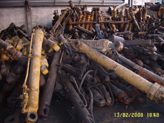 ขายกระบอกไฮโดรลิคหลากหลายรุ่น