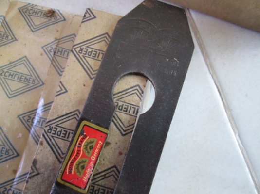 ใบกบตราตา งานเก่า ใบกบตราตา งานเก่า