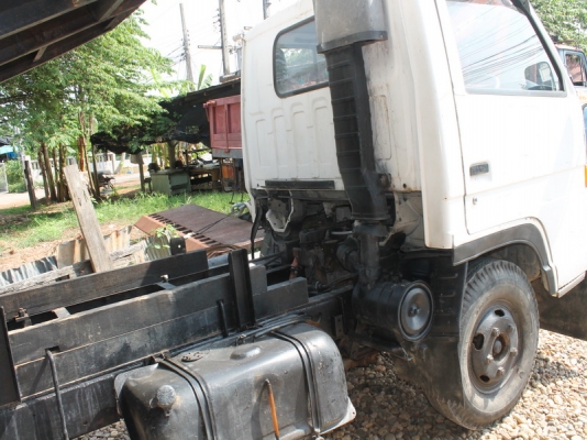 อีซูซุ เครื่อง100ฝาดำ4BC2 ดั้มยกเท ภาษีเต็ม รถขับขี่ดีชุดโอนครบ