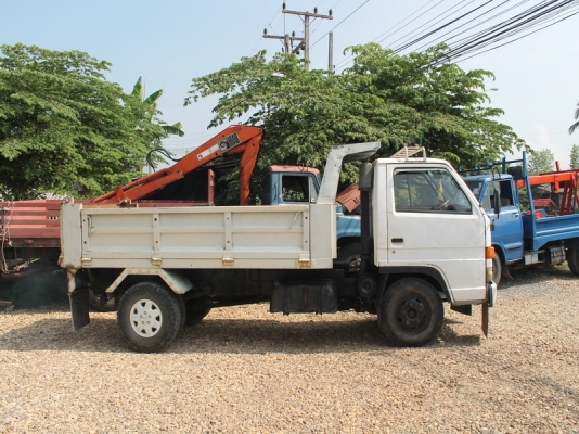 อีซูซุ เครื่อง100ฝาดำ4BC2 ดั้มยกเท ภาษีเต็ม รถขับขี่ดีชุดโอนครบ