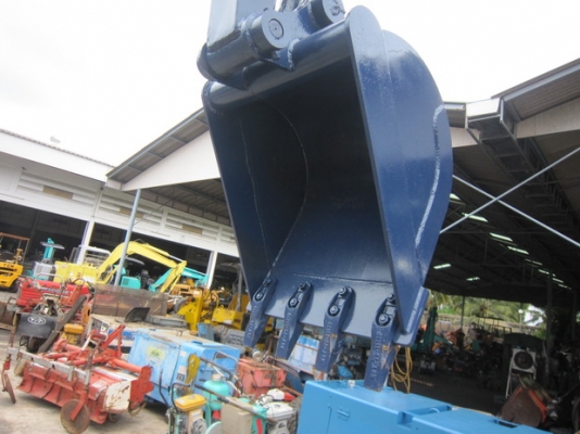 KOMATSU รุ่น PC40-6- แทร็กเหล็ก มือสองญี่ปุ่น