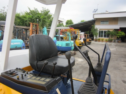 KOMATSU รุ่น PC40-6- แทร็กเหล็ก มือสองญี่ปุ่น