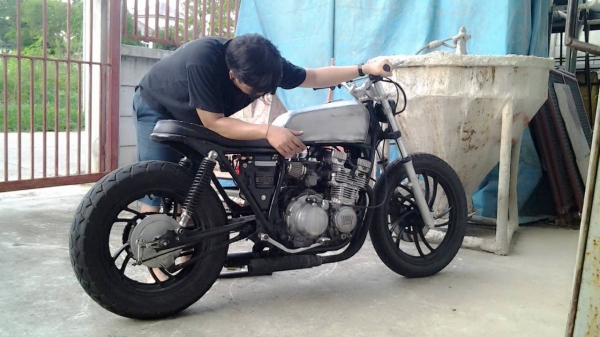 ปรับราคา    ขาย  xj 400  38000  ด่วนๆๆๆๆๆ  ต้องการใช้เงิน   ขอเสา ทิต  นี้      ร้อนเงิน   nobook 081 910 5402