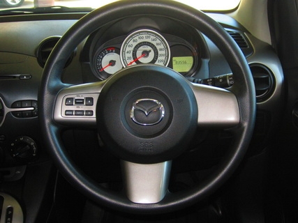 ขาย Mazda 2 ปี 2010