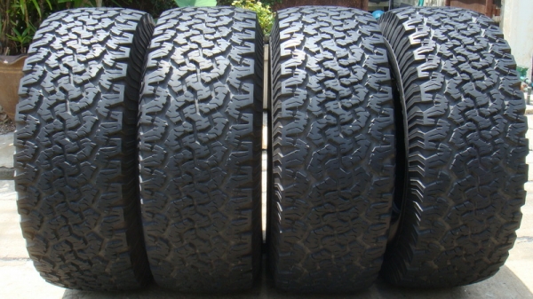 ขายยาง BF Goodrich Allterrain 33 12.5 r15 ปี11 สวยๆ ขายยาง BF Goodrich Allterrain 33 12.5 r15 ปี11 สวยๆ