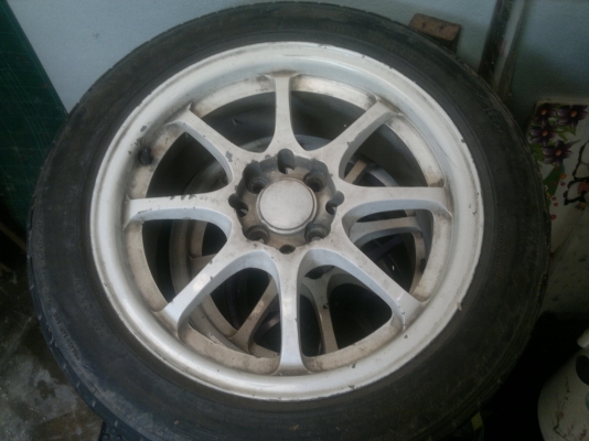 CE28 ขอบ16  4รู100หรือ114 พร้อมยาง4เส้น