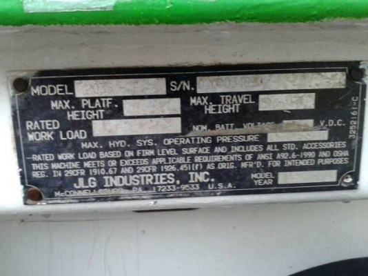 ขายรถกระเช้ามือสอง scissor lift JLG 2658E สูง 8 เมตร