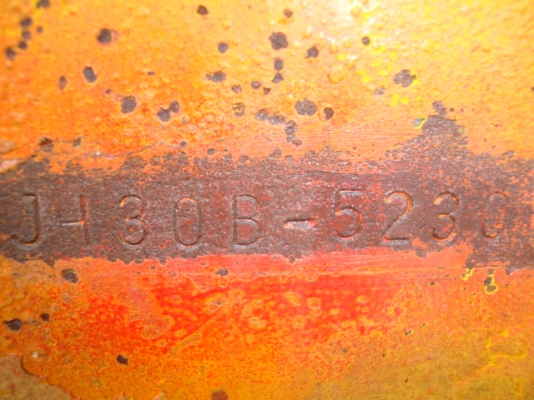 ขายรถตัก KOMATSU  JH 30 เก่านอกสภาพเดิมๆพร้อมใช้