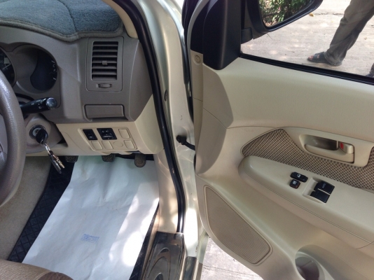 Toyota Vigo 2.5E ไฟฟ้า เพาเวอร์ ล้อแม็ก แม็กไลเนอร์ ปี47