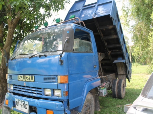 NPR ซีต้า ดั้มดิน 5 คิว เครื่อง 14 B 115 แรง ลงเล่มเรียบร้อย