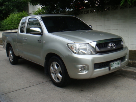 ขายถูก Vigo 2.7vvti SmartCab เกียออโต้ ติดLPGใต้ท้อง