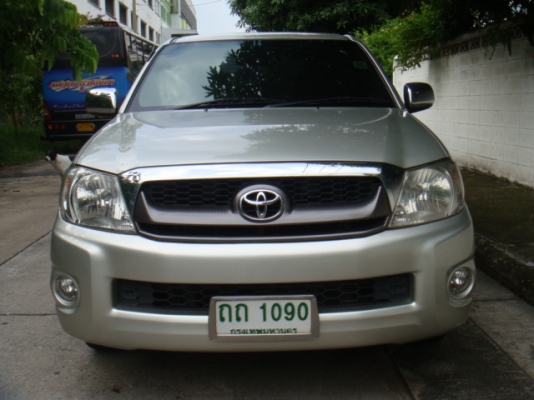 ขายถูก Vigo 2.7vvti SmartCab เกียออโต้ ติดLPGใต้ท้อง