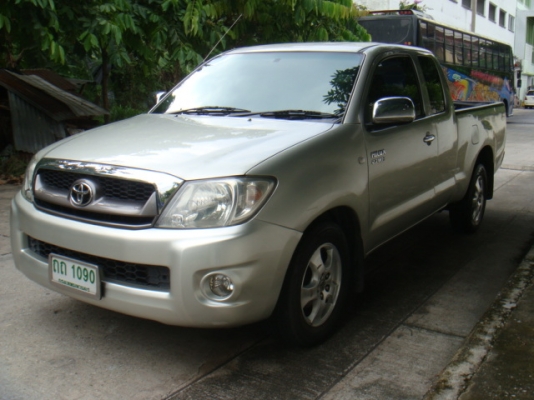 ขายถูก Vigo 2.7vvti SmartCab เกียออโต้ ติดLPGใต้ท้อง