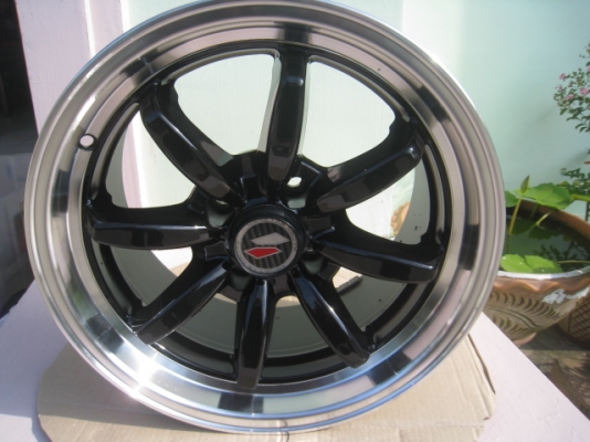 ขายล้อแม็ก Lenso PD9 15"x8" et 25 4รู 100 ล้อปัดเงามาใหม่สีเดิมครับ ไม่มีคด ไม่มีดุ้ง (081-3747940)