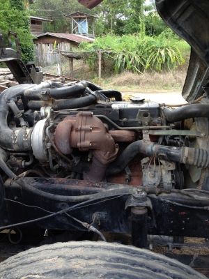 ขายสิบล้อ ร้อคกี้ ช่วงล่างจัมโบ้ 200 เครื่อง 260 แรง ขายสิบล้อ ร้อคกี้ ช่วงล่างจัมโบ้ 200 เครื่อง 260 แรง