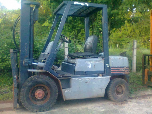 ขาย  komatsu  โฟล์คลิฟท์