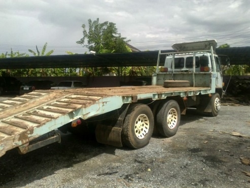 Isuzu สิบล้อ Rocky 2 เพลา FVZ ปี 33 พื้นเรียบท้ายลาด เบรกจิ๊ฟฟี่ เพาเวอร์ เครื่อง 175 ช่วงล่างใหญ่ คานพื้นเรียบ เหล็กตัว I  820,000