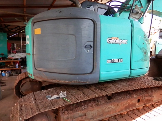 KOBELCO SK135-YY05 รถใหม่ออกห้างใช้งาน6500เศษ รถสวย KOBELCO SK135-YY05 รถใหม่ออกห้างใช้งาน6500เศษ รถสวย