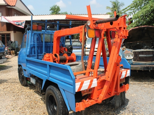 ขายชุดยกใส่รถ 6 ล้อ ได้ทุกรุ่นครับ เป็นระบบไฮดรอลิกครับครบชุดเลย