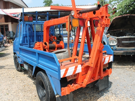 ขายชุดยกใส่รถ 6 ล้อ ได้ทุกรุ่นครับ เป็นระบบไฮดรอลิกครับครบชุดเลย