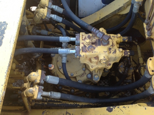 ขาย KOMATSU PC200-5 (ซื้อเก่าญี่ปุ่นมาปีกว่า) สภาพเดิมสุดๆ สวยจัด สนใจติดต่อโดยตรง 081-4283210