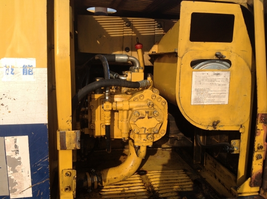 ขาย KOMATSU PC200-5 (ซื้อเก่าญี่ปุ่นมาปีกว่า) สภาพเดิมสุดๆ สวยจัด สนใจติดต่อโดยตรง 081-4283210