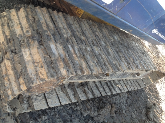 ขาย KOMATSU PC200-5 (ซื้อเก่าญี่ปุ่นมาปีกว่า) สภาพเดิมสุดๆ สวยจัด สนใจติดต่อโดยตรง 081-4283210