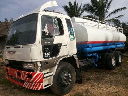 รถฮีโน่ 10 ล้อ บรรทุกน้ำมัน FL3H 195 แรงม้า  สนใจติดต่อ 081 - 6079515