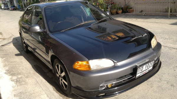 ขายซีวิคเตารีดEH9ตัวนอก เครื่องVTEC1.6หัวฉีด เกียร์ธรรมดา