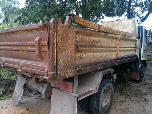 รถฮีโน่ 6 ล้อดั้ม FC4J 150 แรงม้า ปี 48 สนใจติดต่อ 081 - 6079515 รถฮีโน่ 6 ล้อดั้ม FC4J 150 แรงม้า ปี 48 สนใจติดต่อ 081 - 6079515