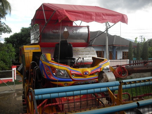 ขายรถเกี่ยวข้าวจ้าวช้างไวไฟ ปลายปี 49 ขายรถเกี่ยวข้าวจ้าวช้างไวไฟ ปลายปี 49