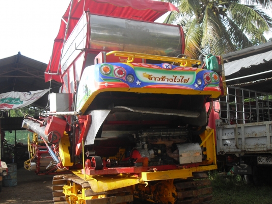 ขายรถเกี่ยวข้าวจ้าวช้างไวไฟ ปลายปี 49 ขายรถเกี่ยวข้าวจ้าวช้างไวไฟ ปลายปี 49