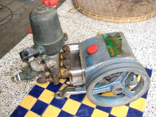 ขายปั้มน้ำสามสูบเก่าญี่ปุ่น 3,800 ส่งให้เรียบร้อย