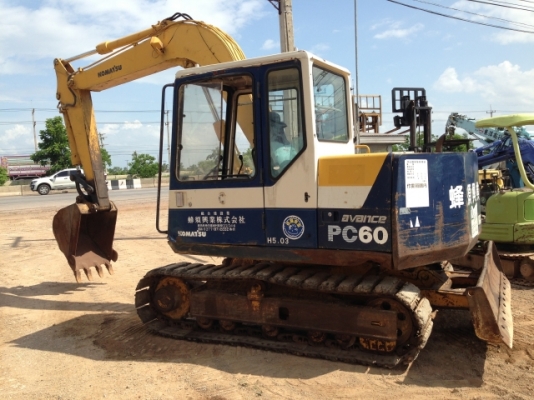 ขายรถแบคโฮ KOMATSU PC60-6 นำเข้าจากญิ่ปุ่น มีVDO ให้ชมครับ ติดต่อ 081-2990958
