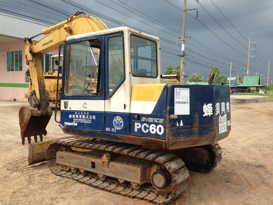 ขายรถแบคโฮ KOMATSU PC60-6 นำเข้าจากญิ่ปุ่น มีVDO ให้ชมครับ ติดต่อ 081-2990958