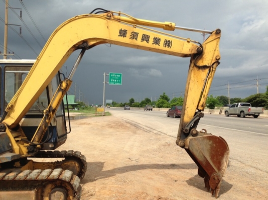 ขายรถแบคโฮ KOMATSU PC60-6 นำเข้าจากญิ่ปุ่น มีVDO ให้ชมครับ ติดต่อ 081-2990958