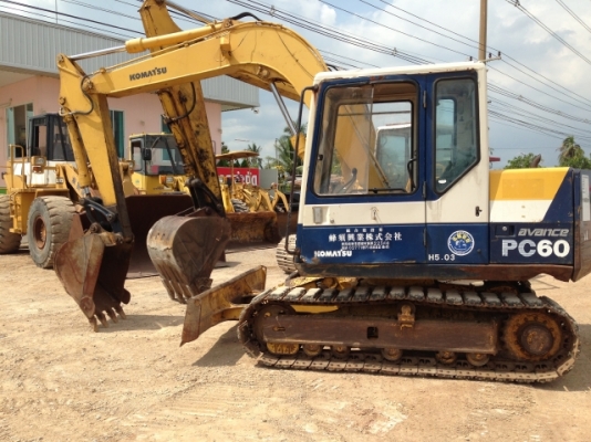 ขายรถแบคโฮ KOMATSU PC60-6 นำเข้าจากญิ่ปุ่น มีVDO ให้ชมครับ ติดต่อ 081-2990958