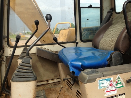 ขายรถแบคโฮ KOMATSU PC60-6 นำเข้าจากญิ่ปุ่น มีVDO ให้ชมครับ ติดต่อ 081-2990958