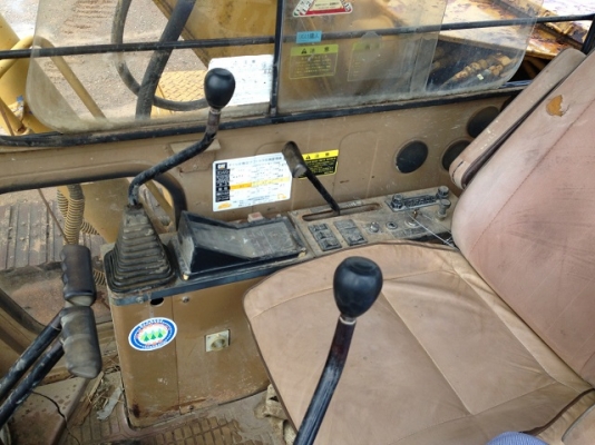 ขายรถแบคโฮ CAT E70 นำเข้าจากญิ่ปุ่น มีVDO (เท่า PC60-5) ปั้มนิ้ว ให้ชม ติดต่อ 081-2990958